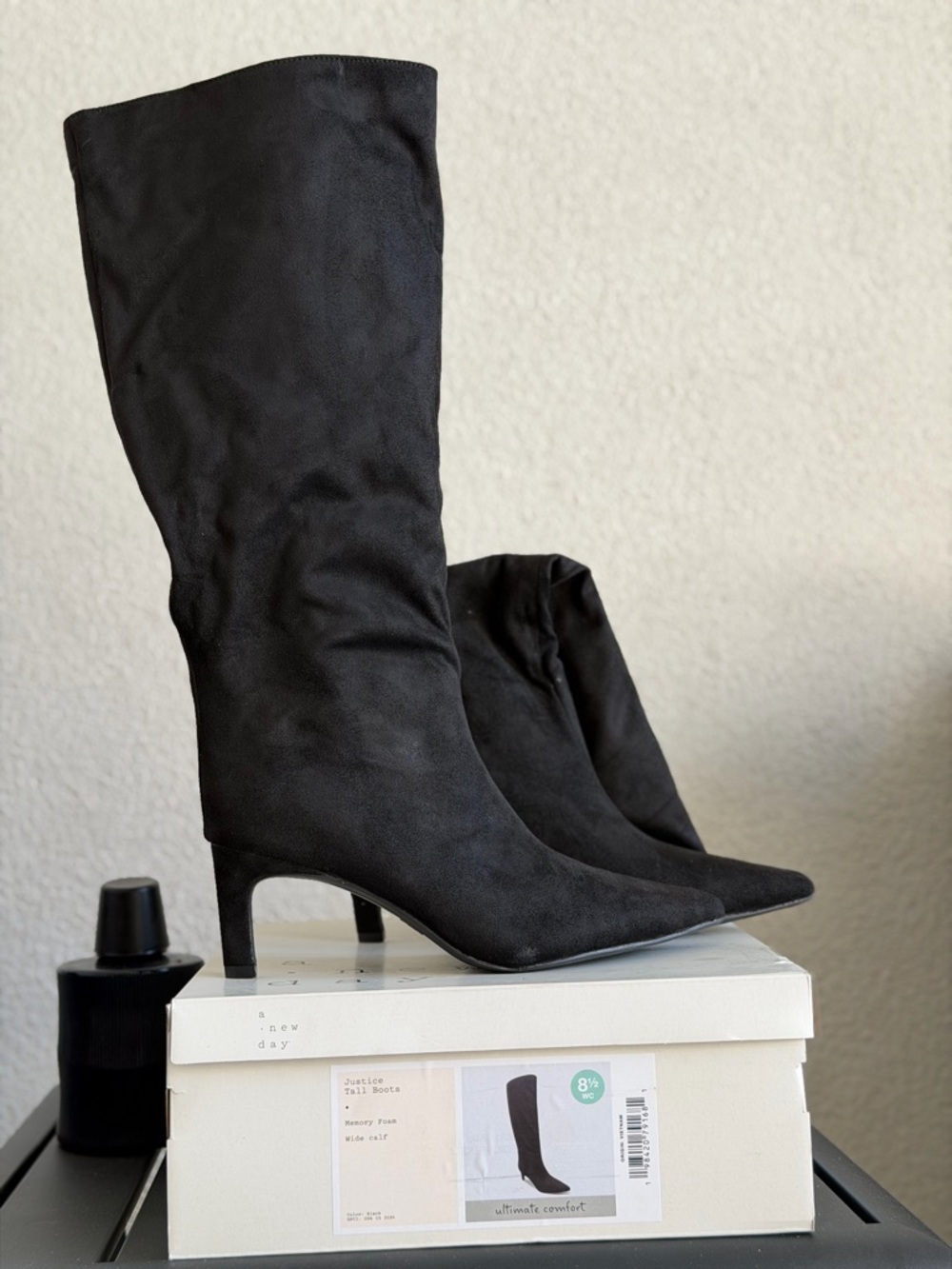 Black Knee-High Suede Boots -